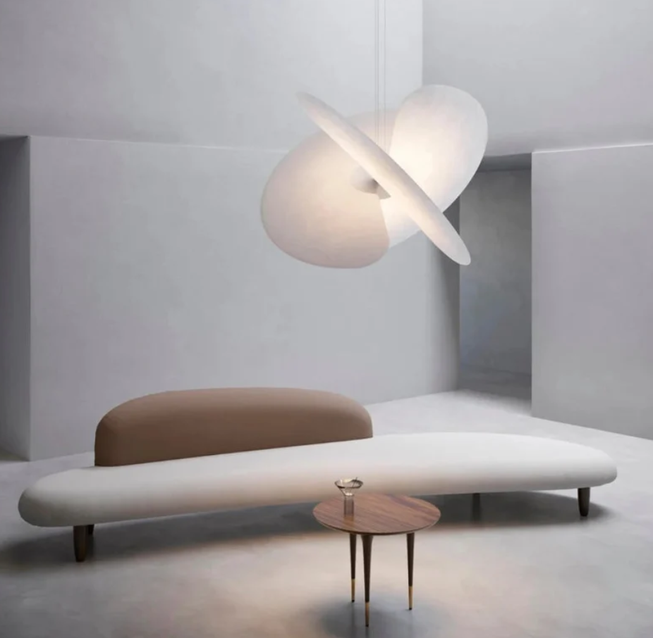 SCULPTURAL PENDANT LAMP